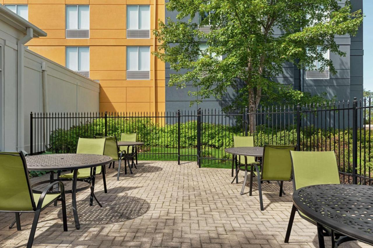 Hilton Garden Inn Kitchener/Cambridge Exteriör bild